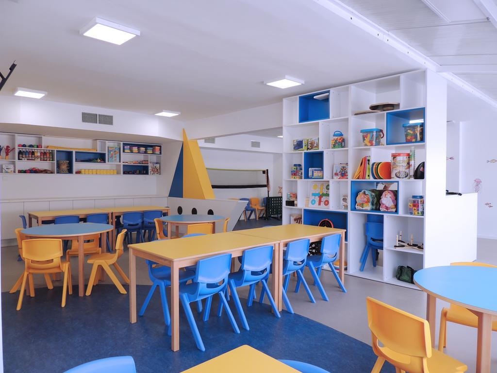 Apartamentos Turisticos Augustus Cambrils Exterior foto