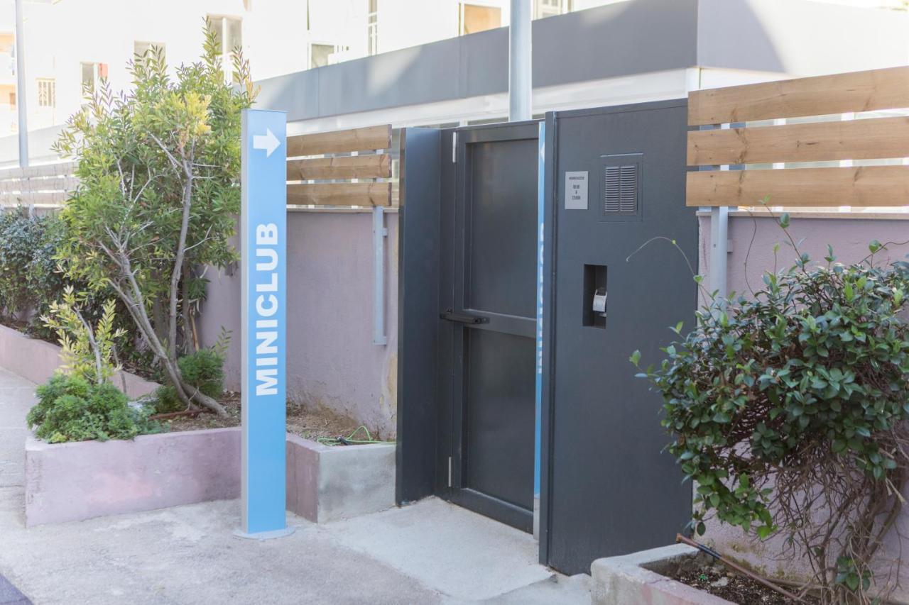 Apartamentos Turisticos Augustus Cambrils Exterior foto