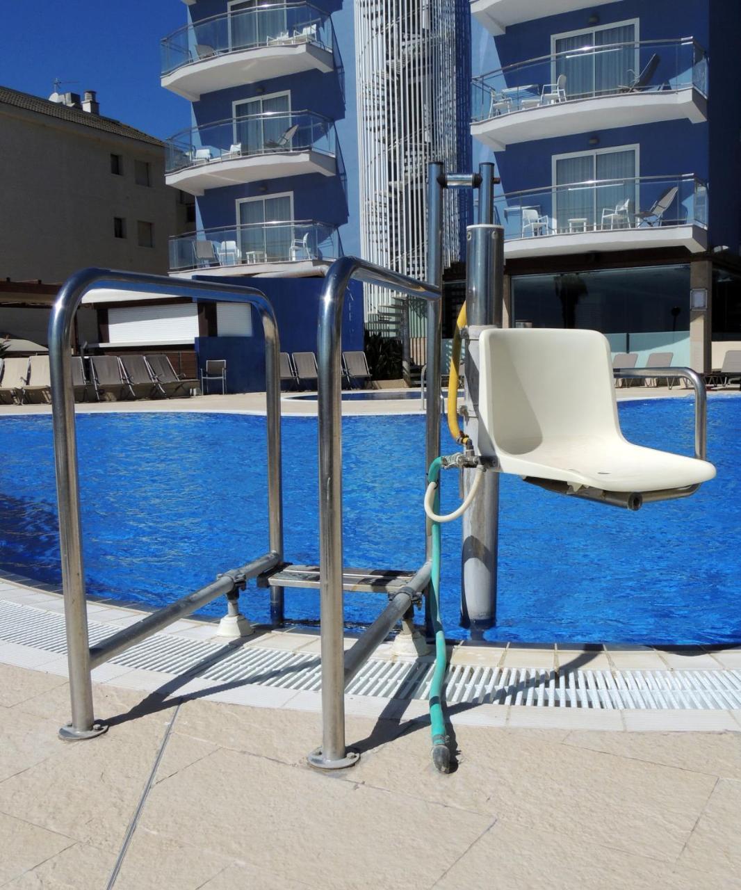 Apartamentos Turisticos Augustus Cambrils Exterior foto